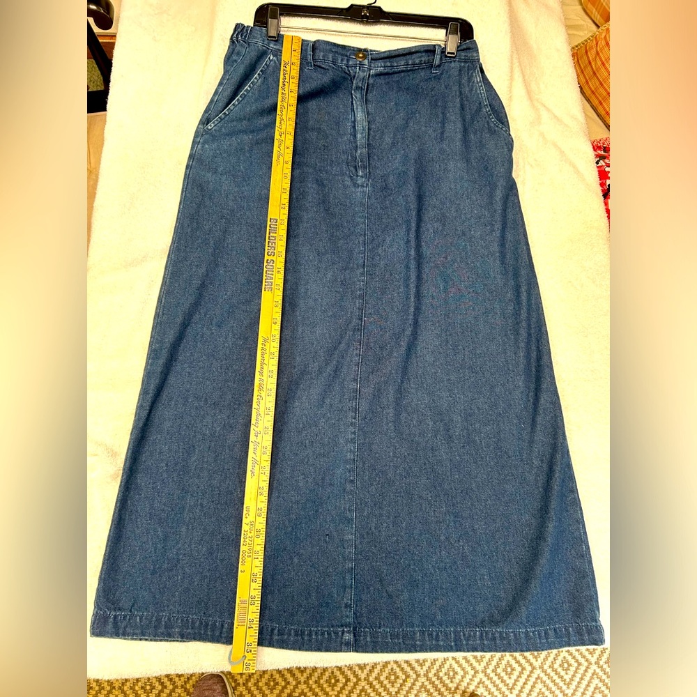 Dark blue denim maxi jeans skirt. Original TY Wear. Sz14. Straight. Modest. Soft